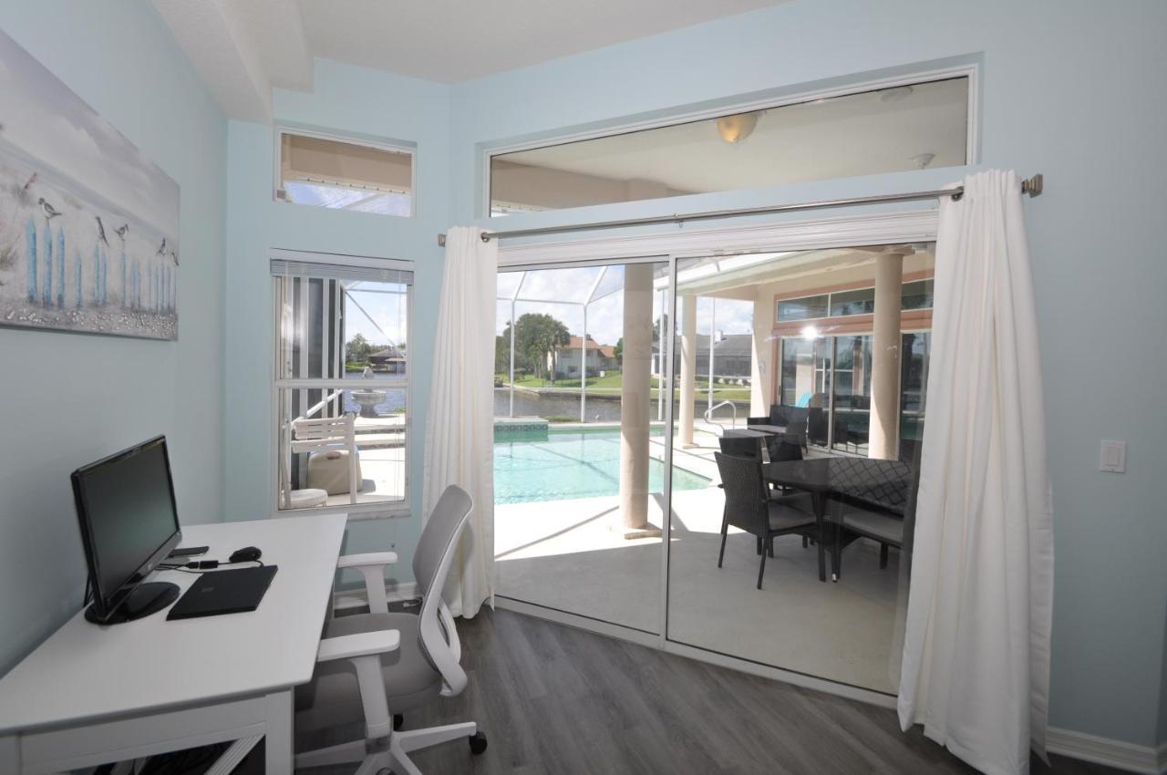 Sunset Bay Beautiful Pool Home - Bring Your Boat Or Jet Ski - Canal With Dock- Sleeps 10 - 4 Bd Palm Coast Exterior foto